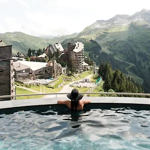 https://hotel-mil8.hotels-rhonealpes.com